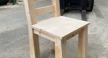 Heavy duty chair